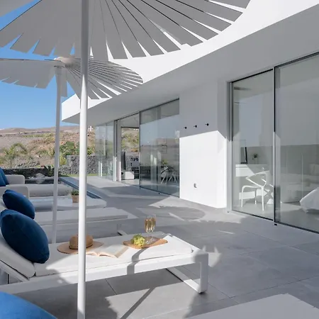 Deluxe 1&2 - Casangular By Upper أذيخي