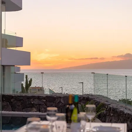 Deluxe 1&2 - Casangular By Upper فيلة *