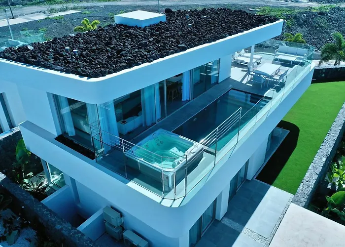 Вілла Deluxe 1&2 - Casangular By Upper