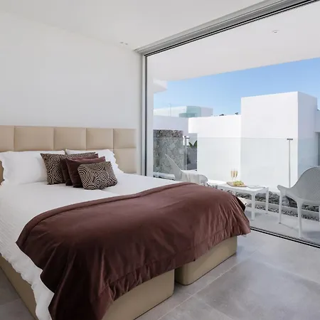 Deluxe 1&2 - Casangular By Upper Vila *