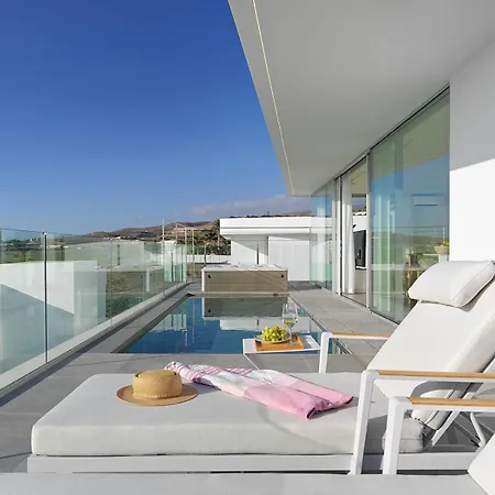 Deluxe 1&2 - Casangular By Upper Вилла *