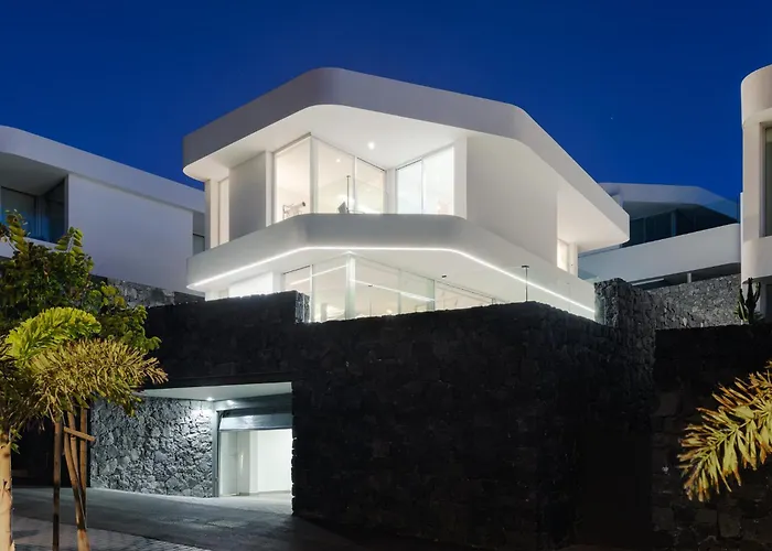 Deluxe 1&2 - Casangular By Upper 빌라 *