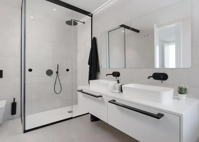 Deluxe 1&2 - Casangular By Upper 빌라 아데제